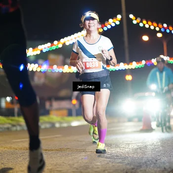Runner Photo 4399890