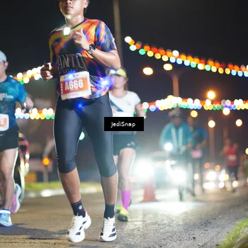 Runner Photo 4399912