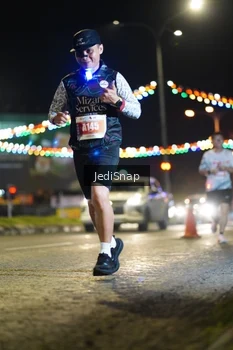 Runner Photo 4400044