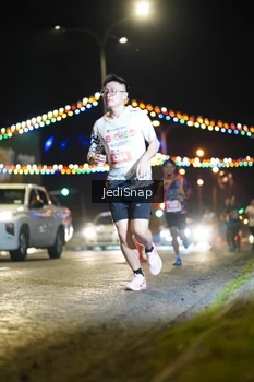 Runner Photo 4400085