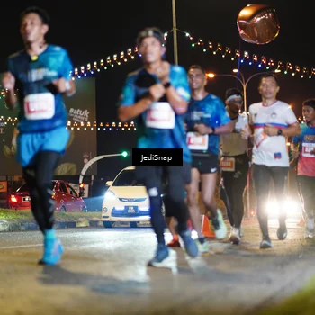 Runner Photo 4400150
