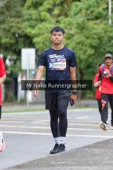 Runner Photo 44002