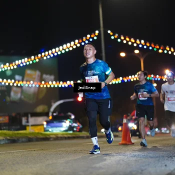 Runner Photo 4400274
