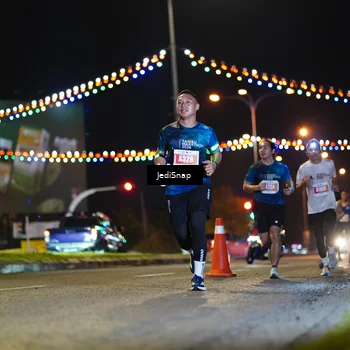 Runner Photo 4400299