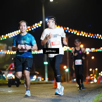 Runner Photo 4400301