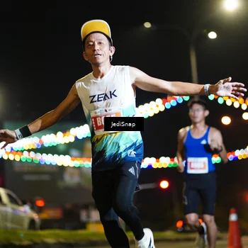 Runner Photo 4400335
