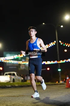 Runner Photo 4400360