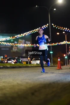 Runner Photo 4400389