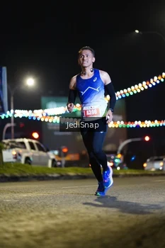 Runner Photo 4400403