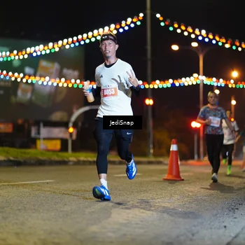 Runner Photo 4400660
