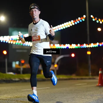 Runner Photo 4400681
