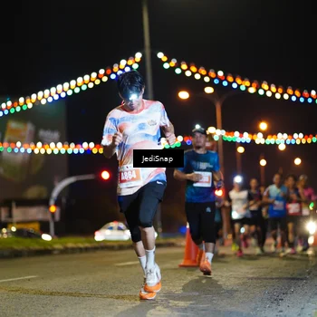 Runner Photo 4400790