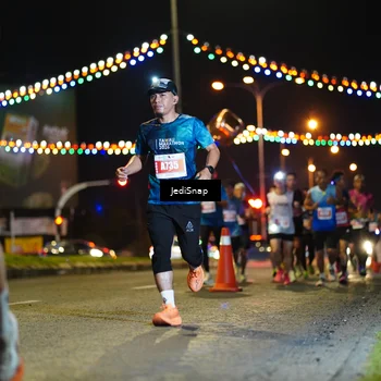 Runner Photo 4400794