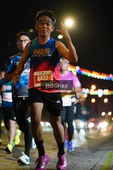 Runner Photo 4400883