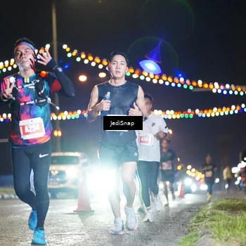 Runner Photo 4401035