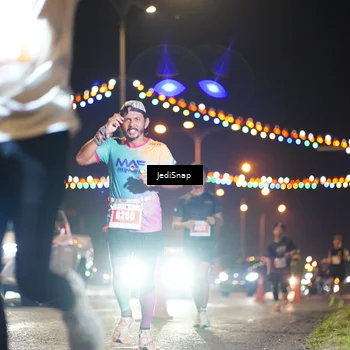 Runner Photo 4401233