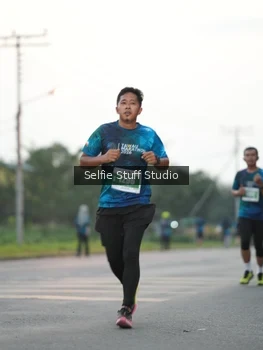 Runner Photo 4401633
