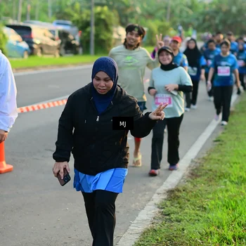 Runner Photo 4402400