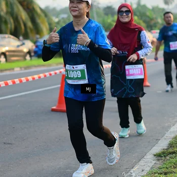 Runner Photo 4402656
