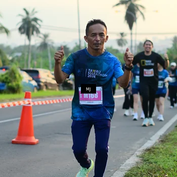 Runner Photo 4402935