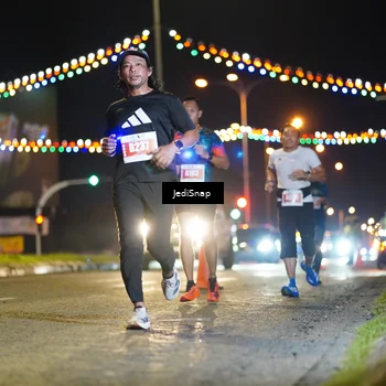 Runner Photo 4402963