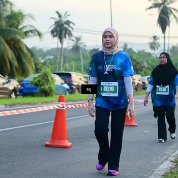 Runner Photo 4403003