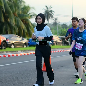 Runner Photo 4403021