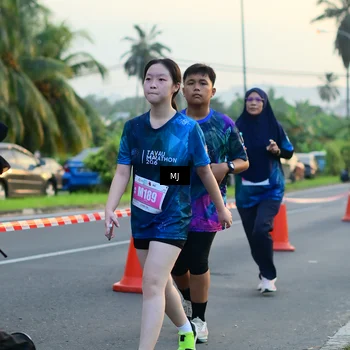 Runner Photo 4403050