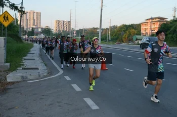 Runner Photo 4403062