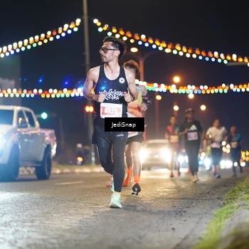 Runner Photo 4403070