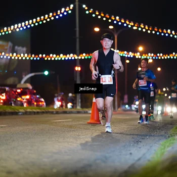 Runner Photo 4403197