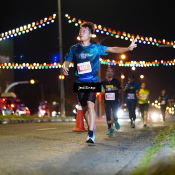 Runner Photo 4403247