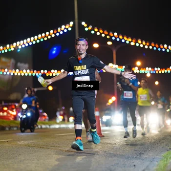 Runner Photo 4403312