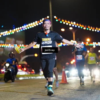 Runner Photo 4403349