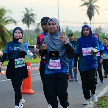 Runner Photo 4403365