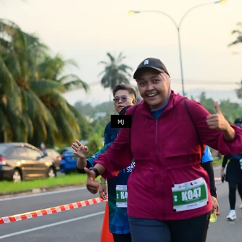 Runner Photo 4403376