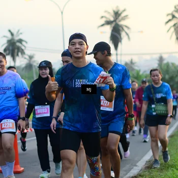 Runner Photo 4403418