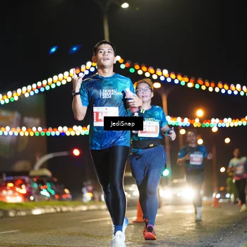 Runner Photo 4403428