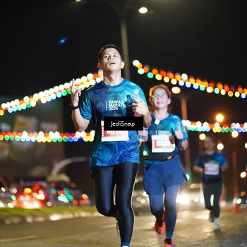 Runner Photo 4403429