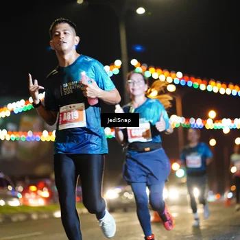 Runner Photo 4403475