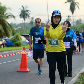 Runner Photo 4403485