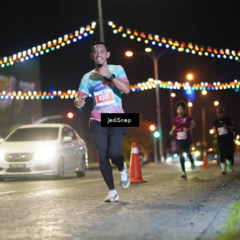 Runner Photo 4403497