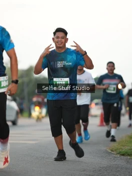 Runner Photo 4403533