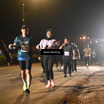 Runner Photo 4403597