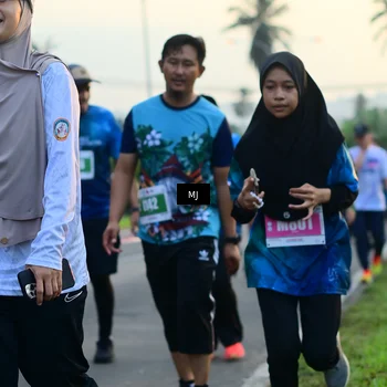Runner Photo 4403645