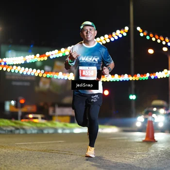 Runner Photo 4403676