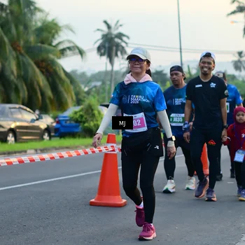 Runner Photo 4403688