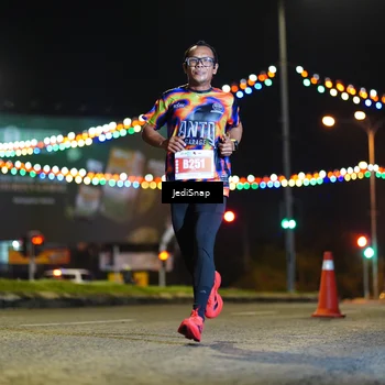 Runner Photo 4403753