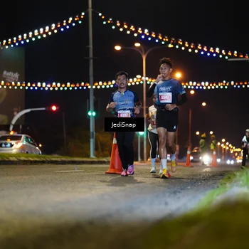 Runner Photo 4403790