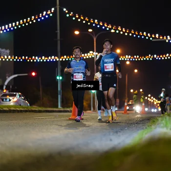 Runner Photo 4403795